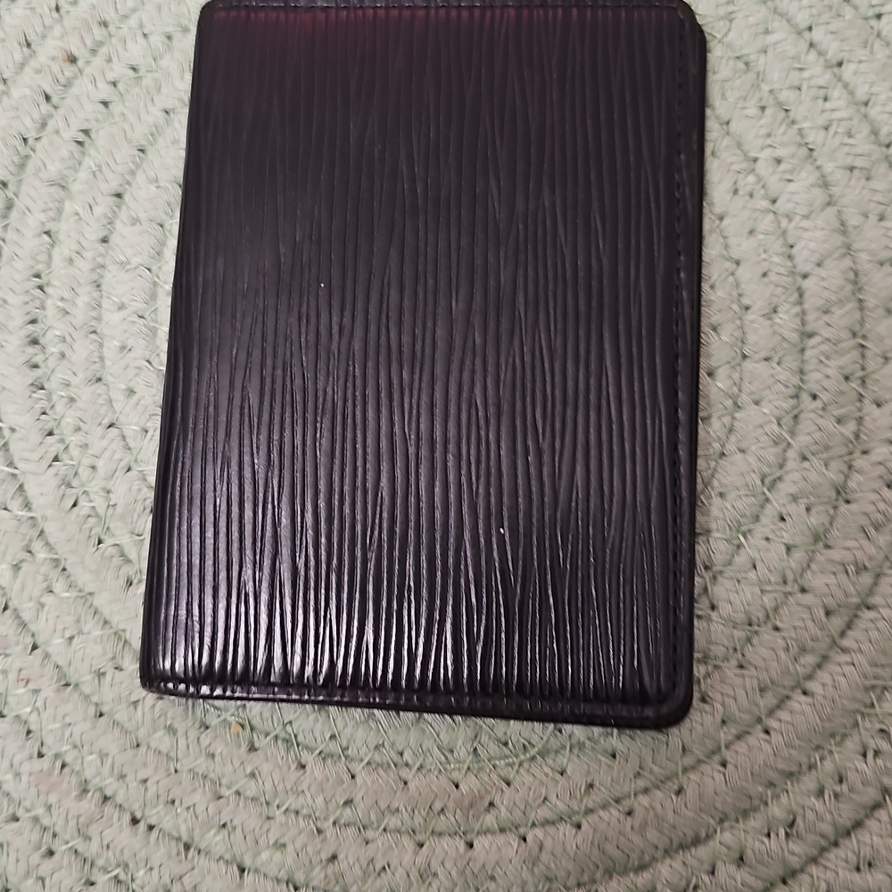 Epi Leather Louis Vuitton Black Textured Wallet